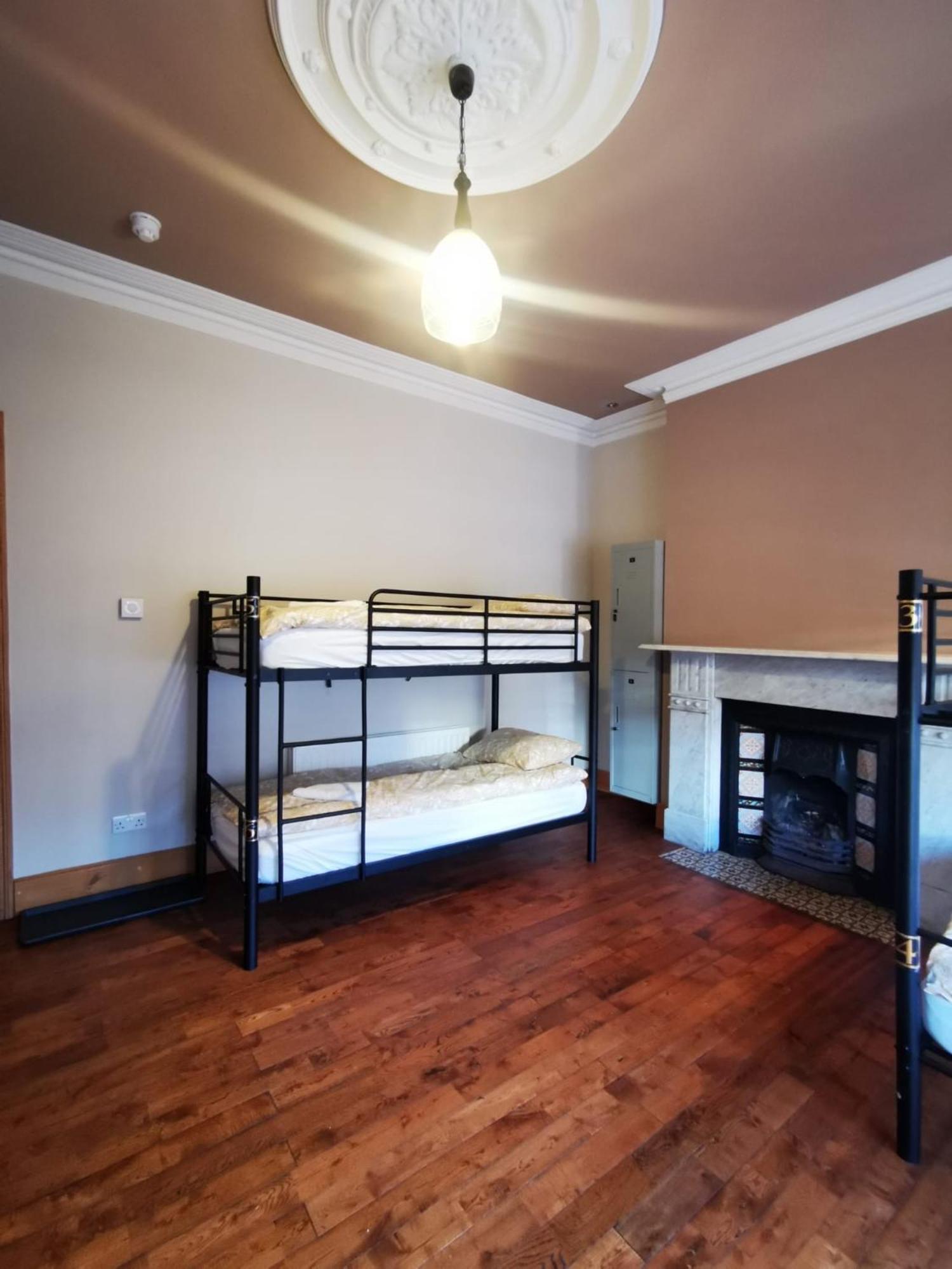 Gr8 Hostel At The Mount Belfast Extérieur photo